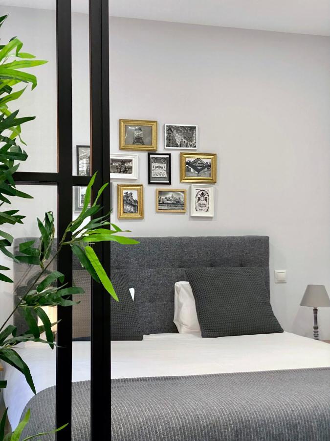 Charming Madrid Styles Apartment Exterior photo